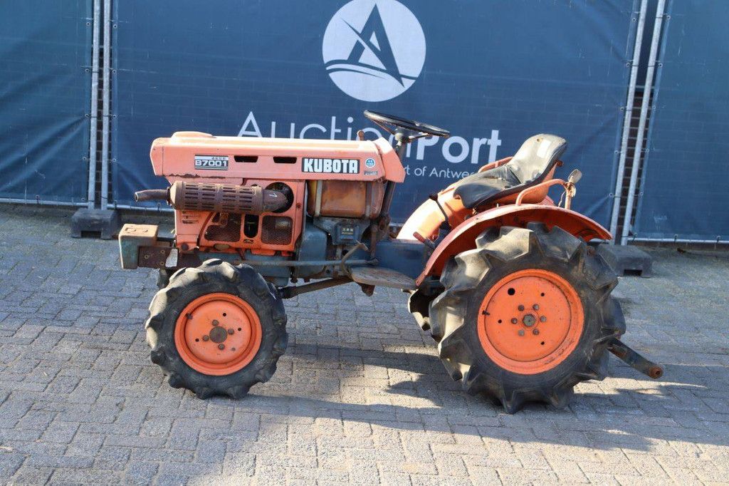 Kleintraktor Kubota B7001 Diesel 14 PS