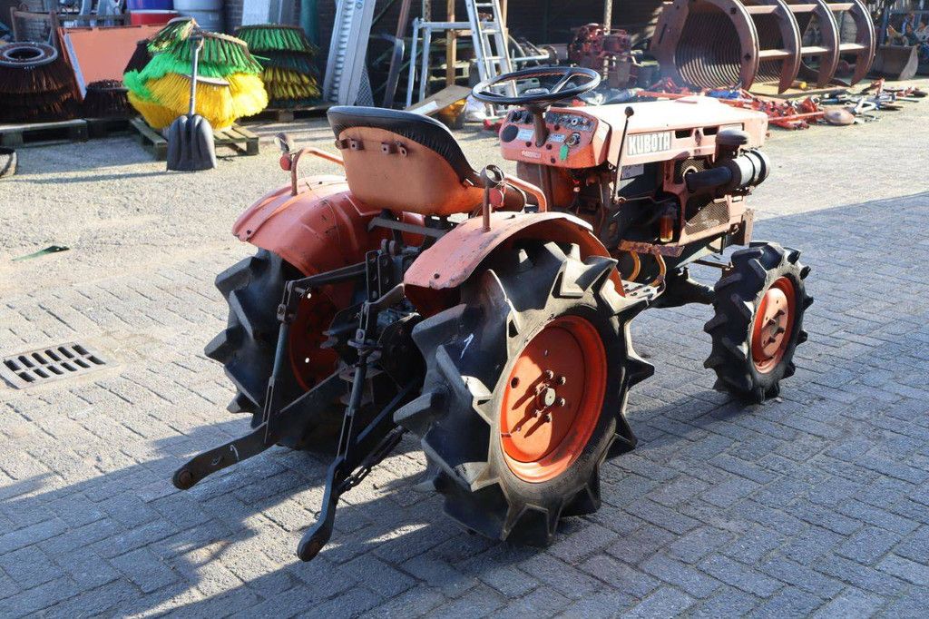 Kleintraktor Kubota B7001 Diesel 14 PS