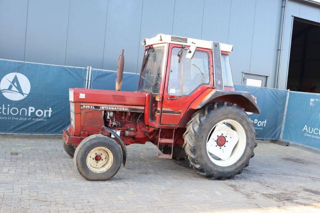 Tractor International 845 XL Diesel 60kW 1982 (Margin)