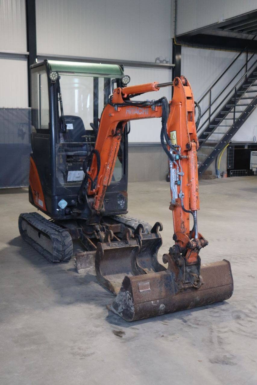 Minigraver Hitachi ZX18-3 CLR Diesel 10.7kW 2012