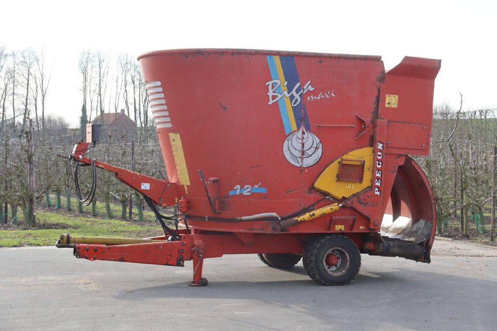 Feed mixer Peecon Biga Maxi 12m³ 1998
