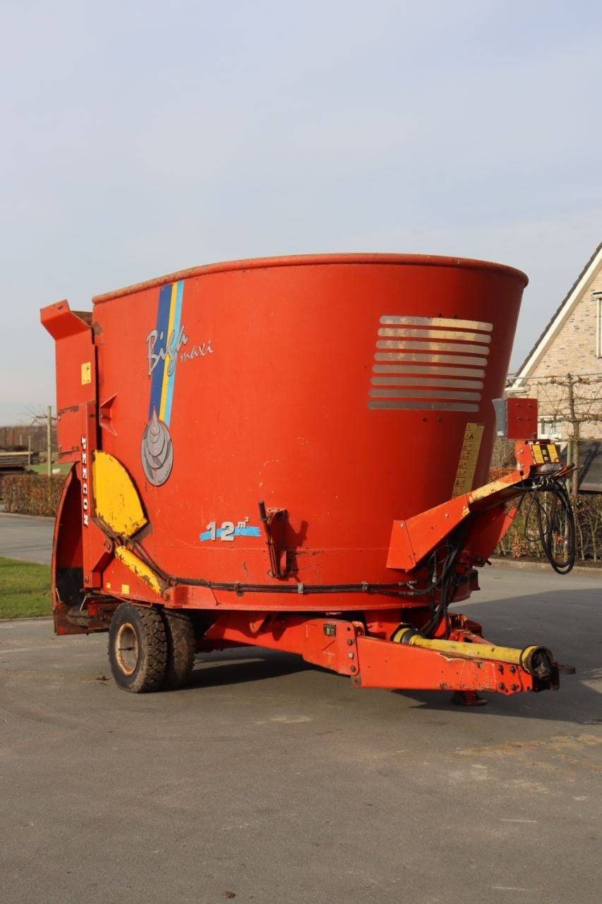 Feed mixer Peecon Biga Maxi 12m³ 1998