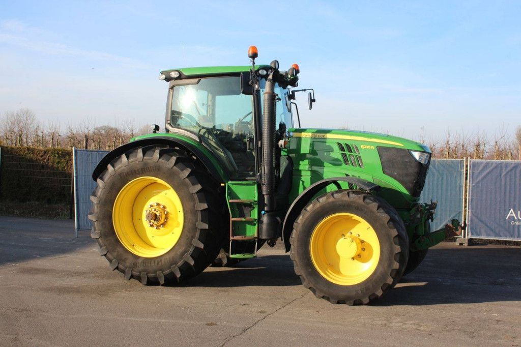 Tractor John Deere 6210R Diesel 2014