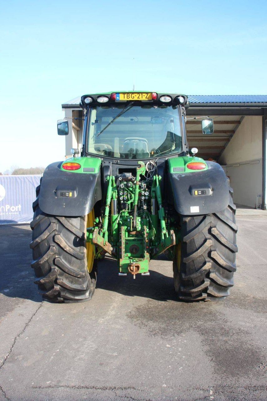 Tractor John Deere 6210R Diesel 2014
