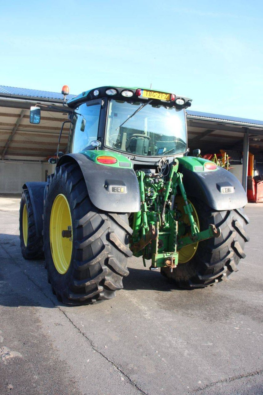 Tractor John Deere 6210R Diesel 2014