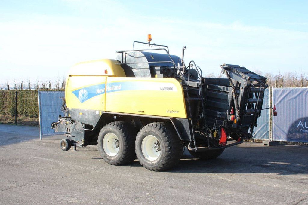 Ballenpresse New Holland BB9060 2011