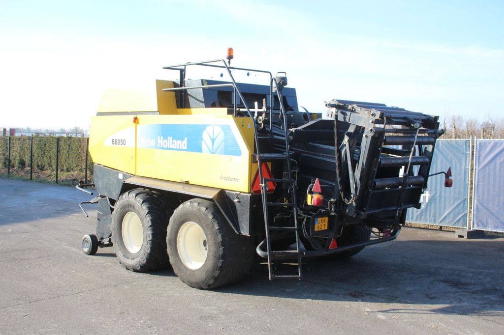 Baler New Holland BB950A 2007