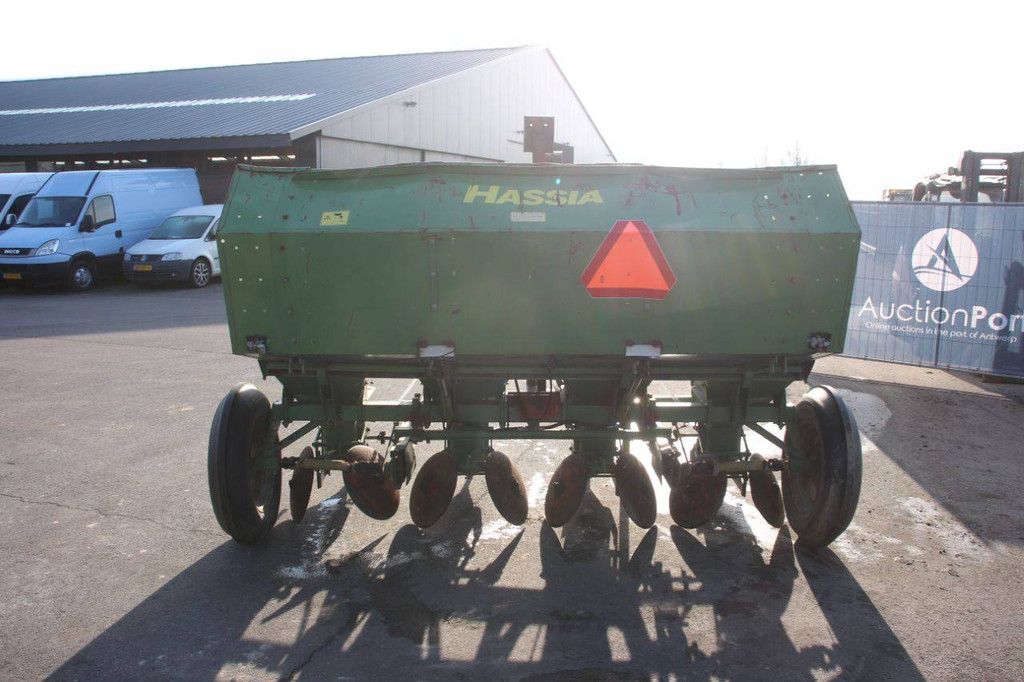 Hassia GLB 4D seed drill