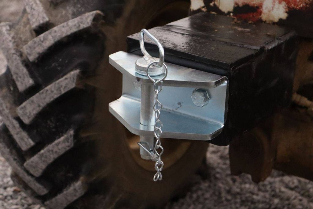 Smalspoor tractor Steyr 8075A Diesel 64pk (Marge)