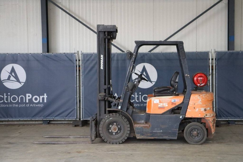 Gabelstapler Doosan G25G-5 LPG 2500kg 5,54m 2009