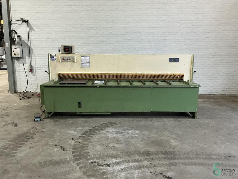 Sheet shears Jörg 4086, 3050x6mm