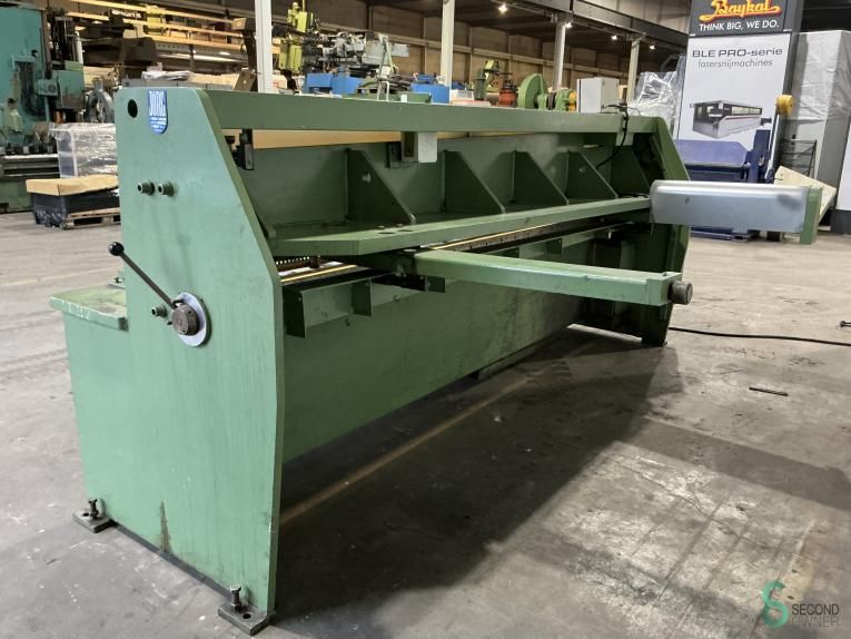 Sheet shears Jörg 4086, 3050x6mm