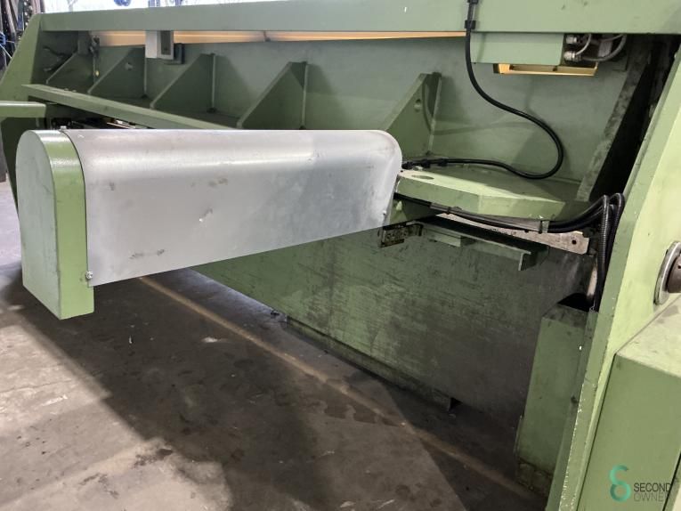 Sheet shears Jörg 4086, 3050x6mm