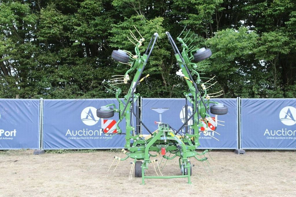 Hay tedder Krone Vendro 680 2025 New