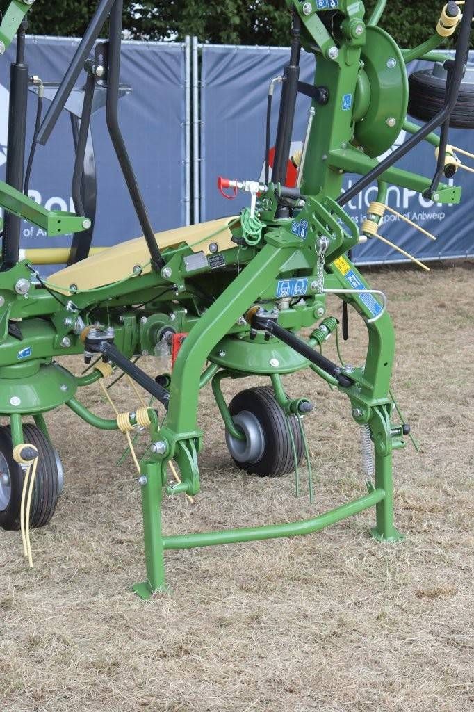 Hay tedder Krone Vendro 680 2025 New