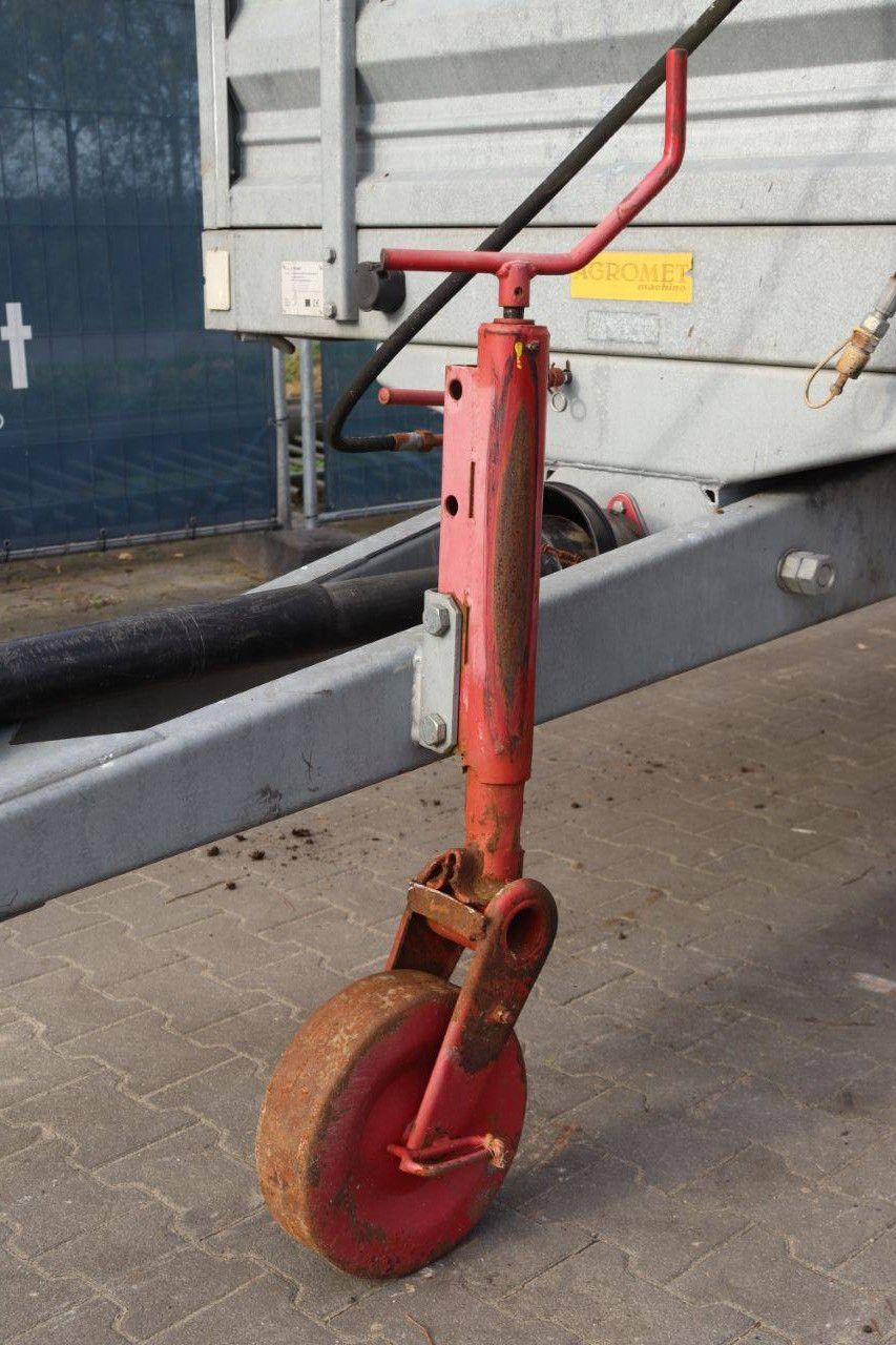 Miststreuer Agromet N233/4 2023