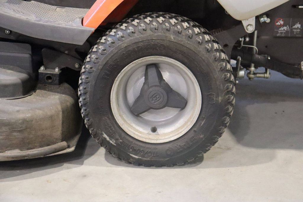 Husqvarna R216TAWD Benzin-Aufsitzmäher 9,7 kW 2019