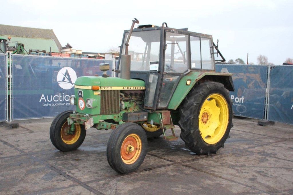 Traktor John Deere 2030 Diesel 68 PS 1974 (Margin)