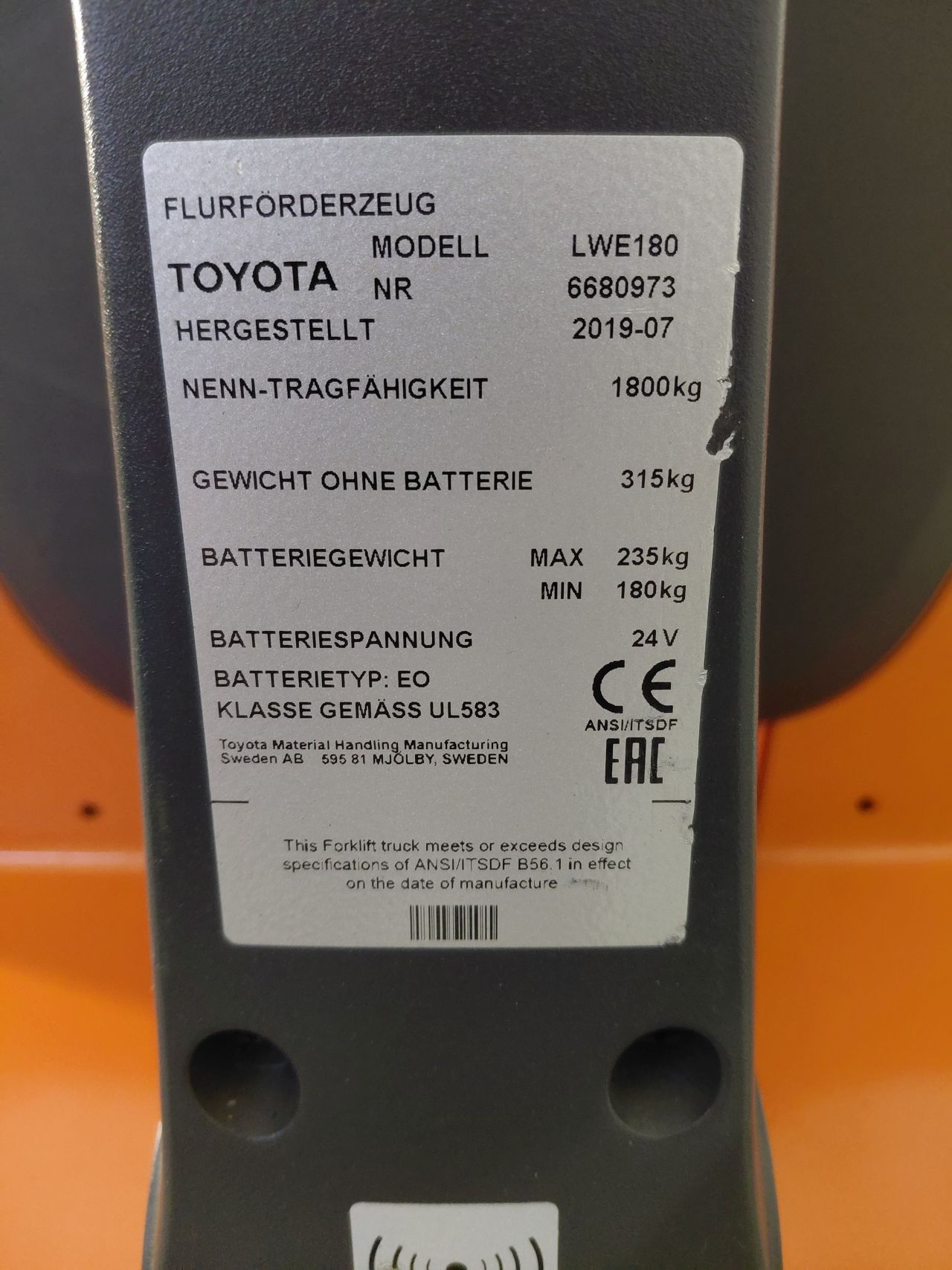 Toyota lwe 180 palletwagen