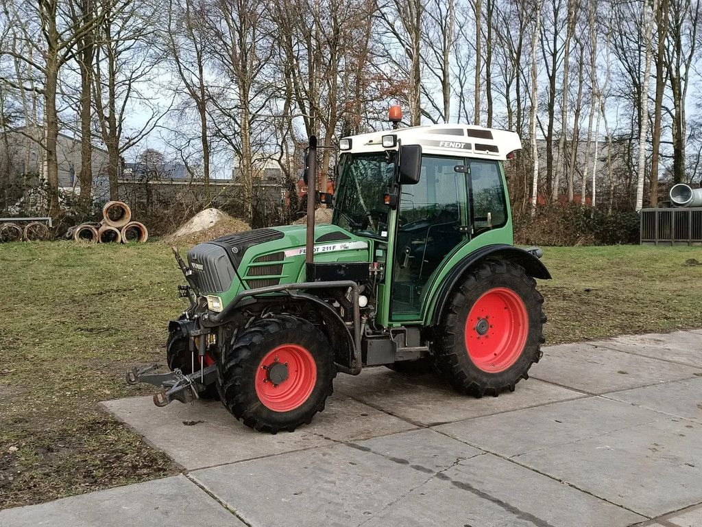 Fendt 211F Vario TMS