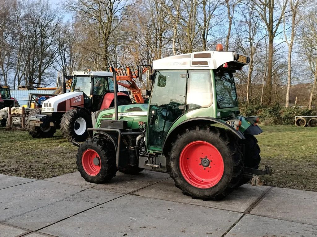 Fendt 211F Vario TMS