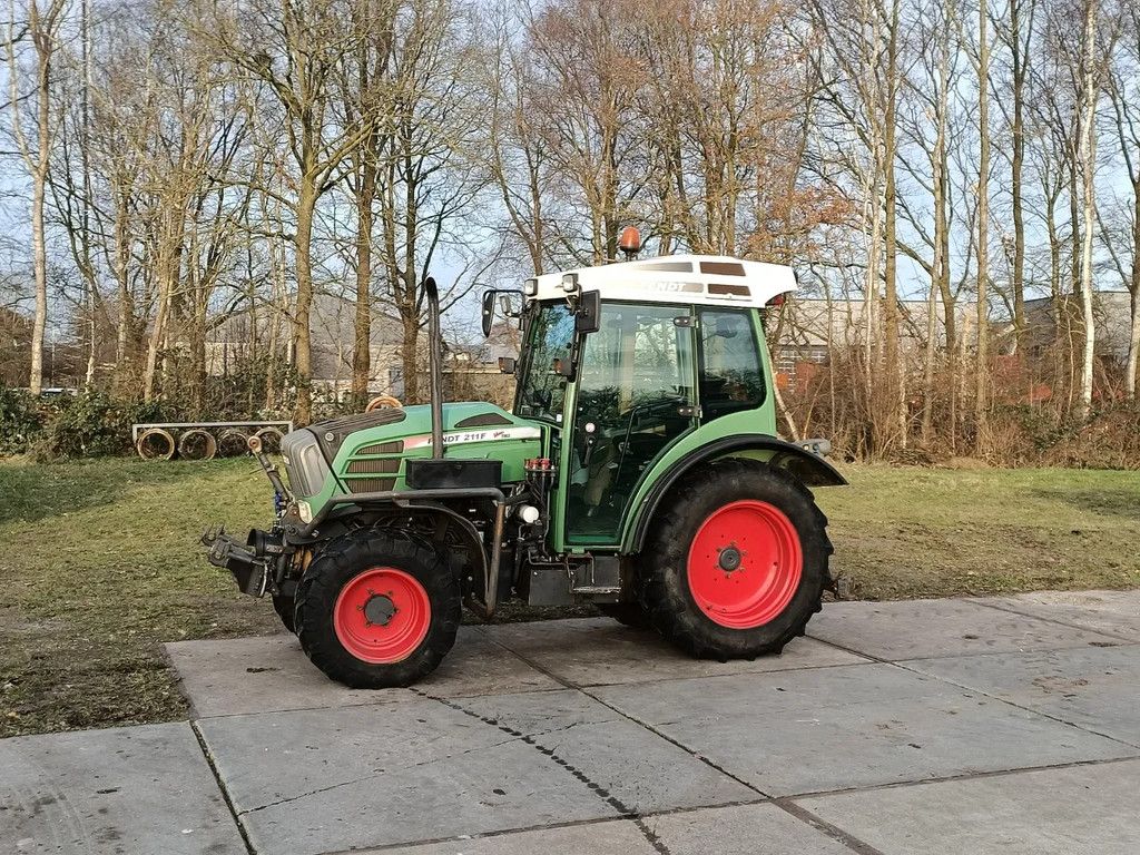 Fendt 211F Vario TMS