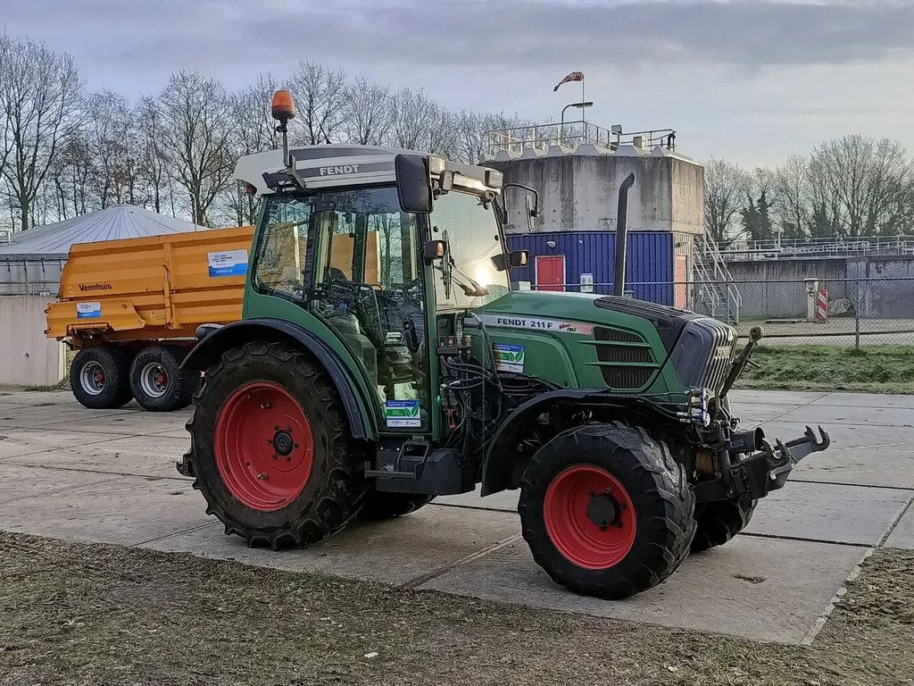 Fendt 211F Vario TMS