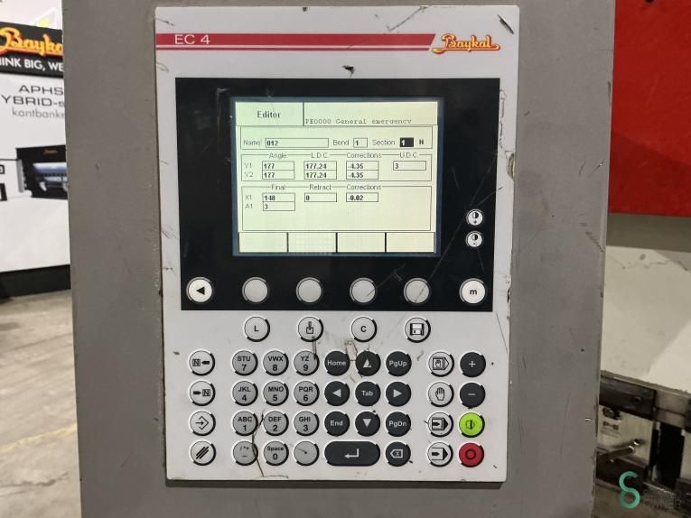 Abkantpressen Baykal APHS 3108x150 2007