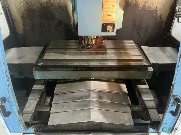 Milling machines YCM SUPERMAX YCM-V105A 1999