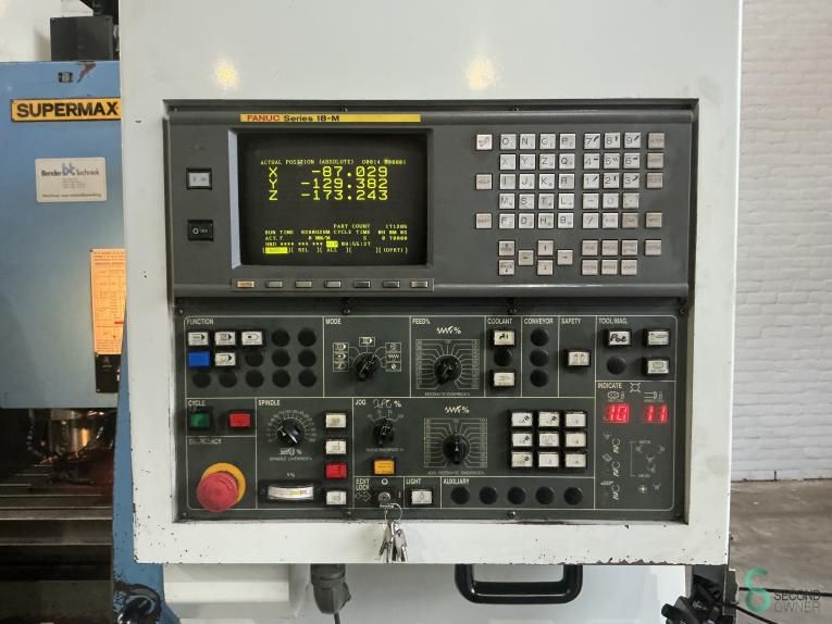 Milling machines YCM SUPERMAX YCM-V105A 1999