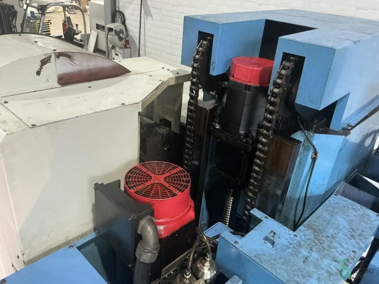 Milling machines YCM SUPERMAX YCM-V105A 1999