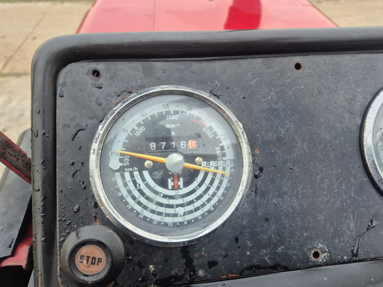 International 1055 6 cilinder met kenteken