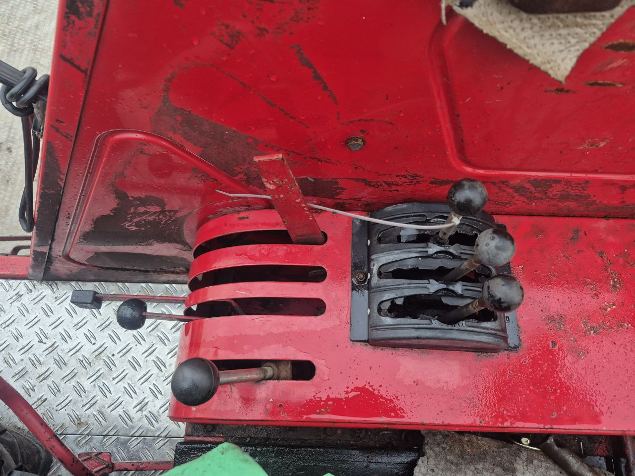 International 1055 6 cilinder met kenteken