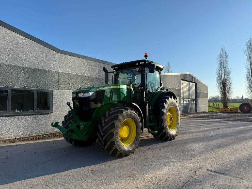 Agricultural tractor John Deere 7230R Diesel 260 hp 2013