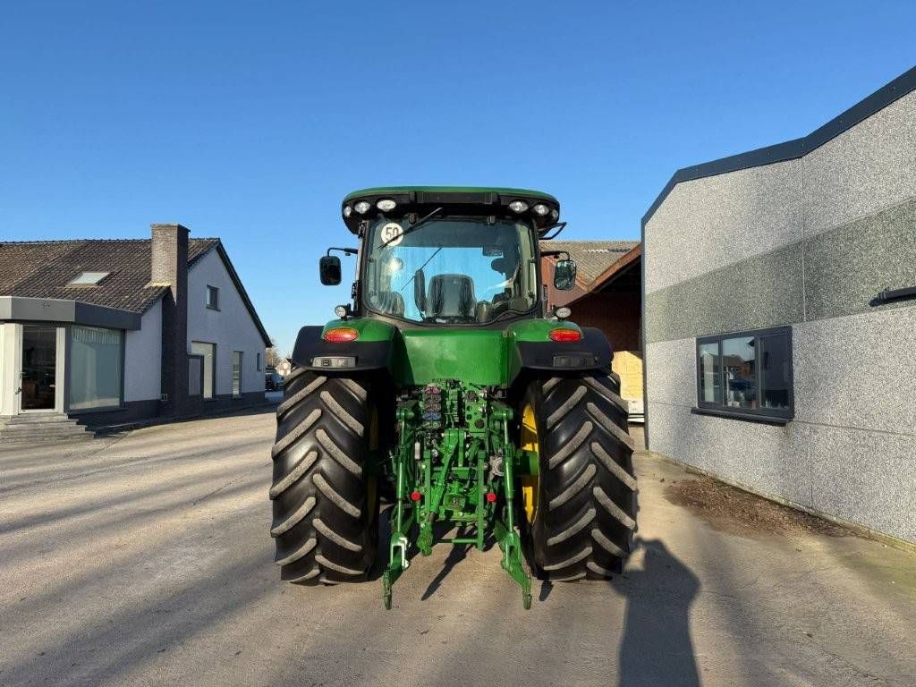 Agricultural tractor John Deere 7230R Diesel 260 hp 2013