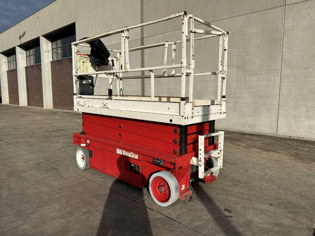 Scherenbühne JLG 2646 Elektrisch 9,92 m 2002