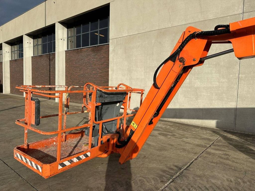 Gelenkteleskoparbeitsbühne JLG 800AJ Diesel 24,38 m
