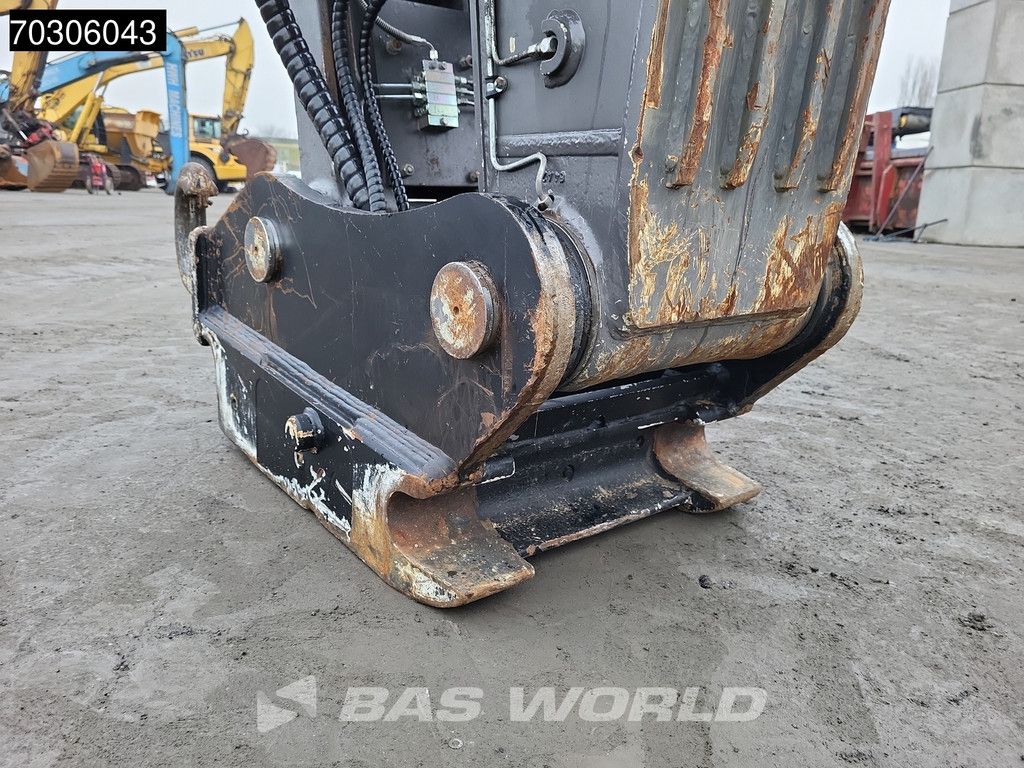 Volvo ECR355 E NL 3M Width - German Machine