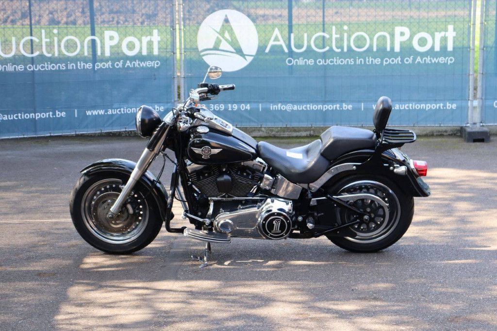 Harley-Davidson Fat Boy Benzin 2013