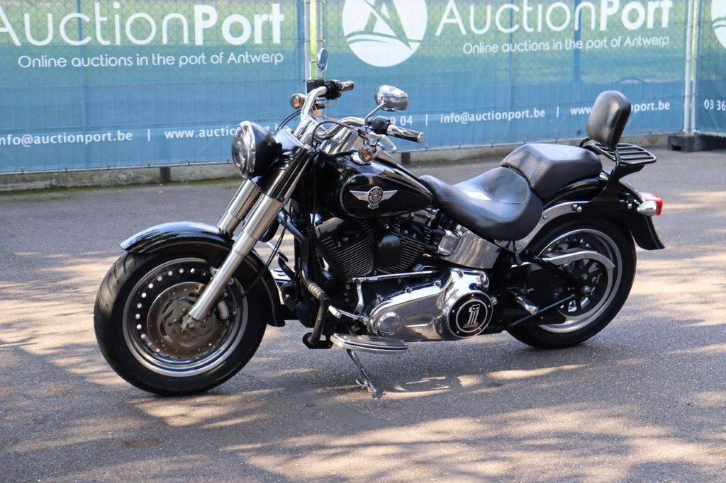 Harley-Davidson Fat Boy Benzin 2013