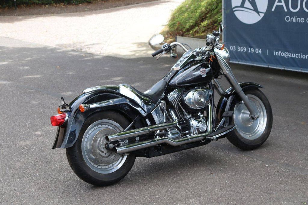 Harley-Davidson Fat Boy Benzin 2006
