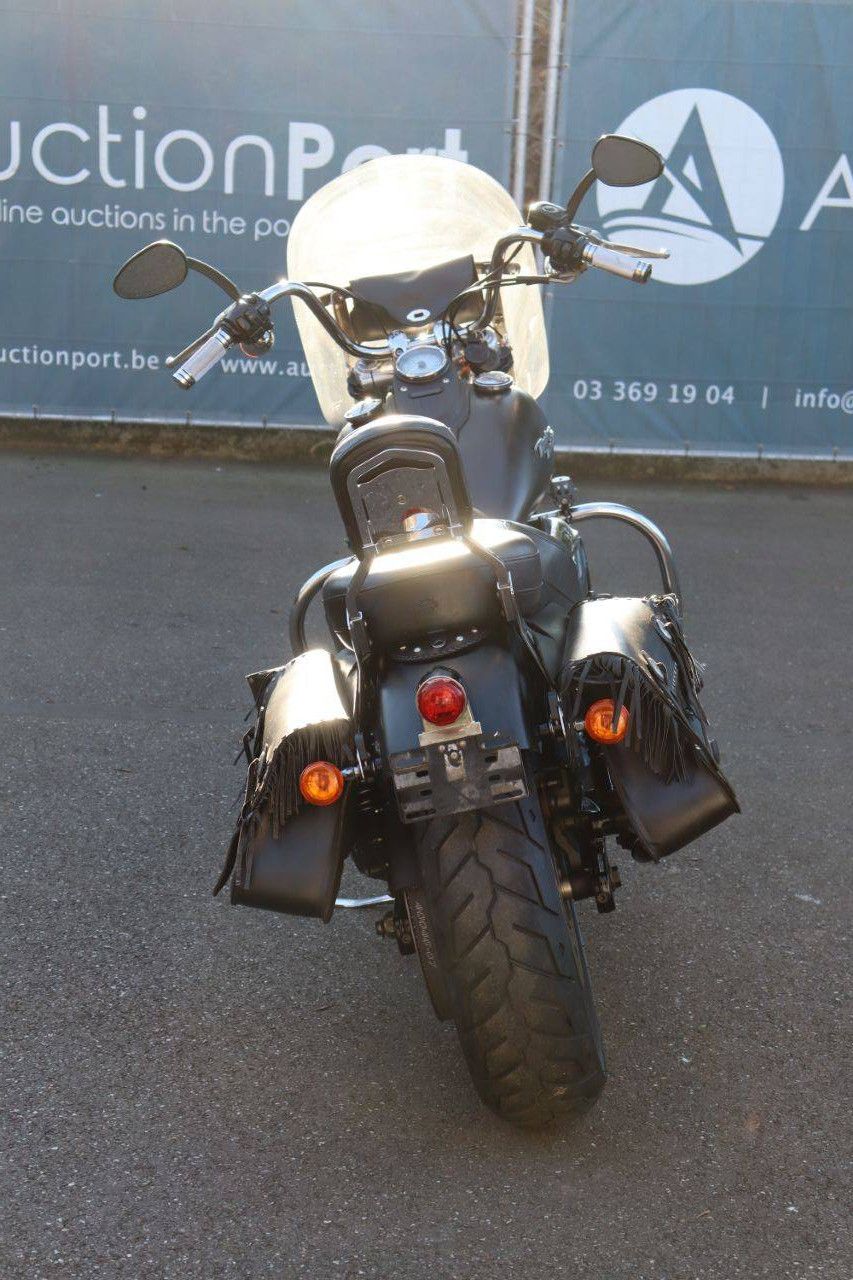 Harley-Davidson Dyna Street Bob Benzinmotorrad 2009