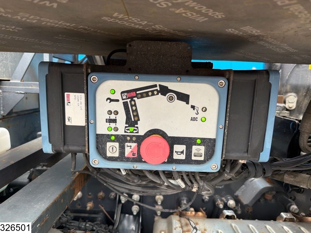 Iveco Trakker 360 6x4, EURO 6, HIAB 111 BS-2 HIDUO