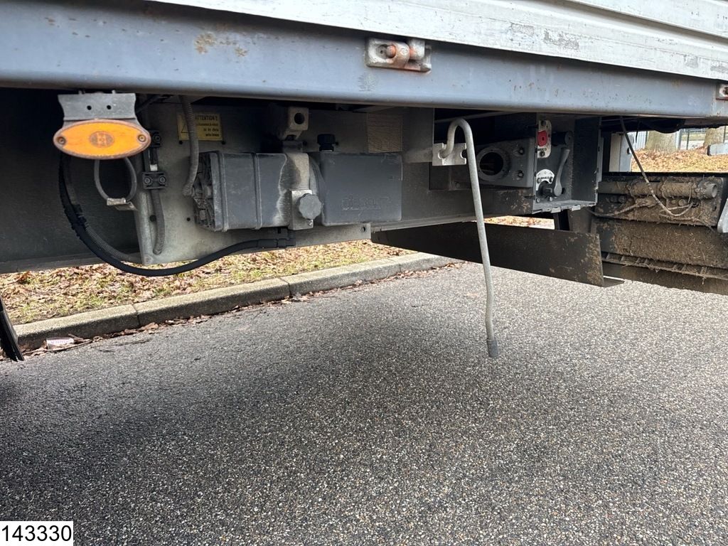 Lecitrailer Tautliner Lifting roof, Aluminium plates