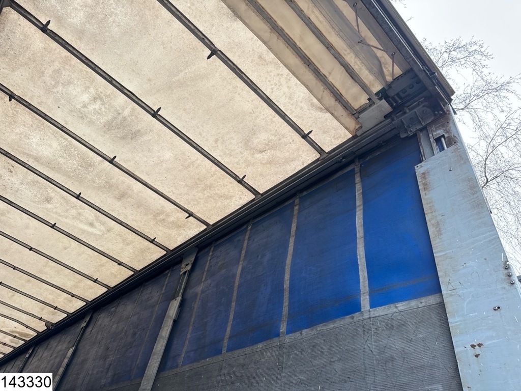 Lecitrailer Tautliner Lifting roof, Aluminium plates