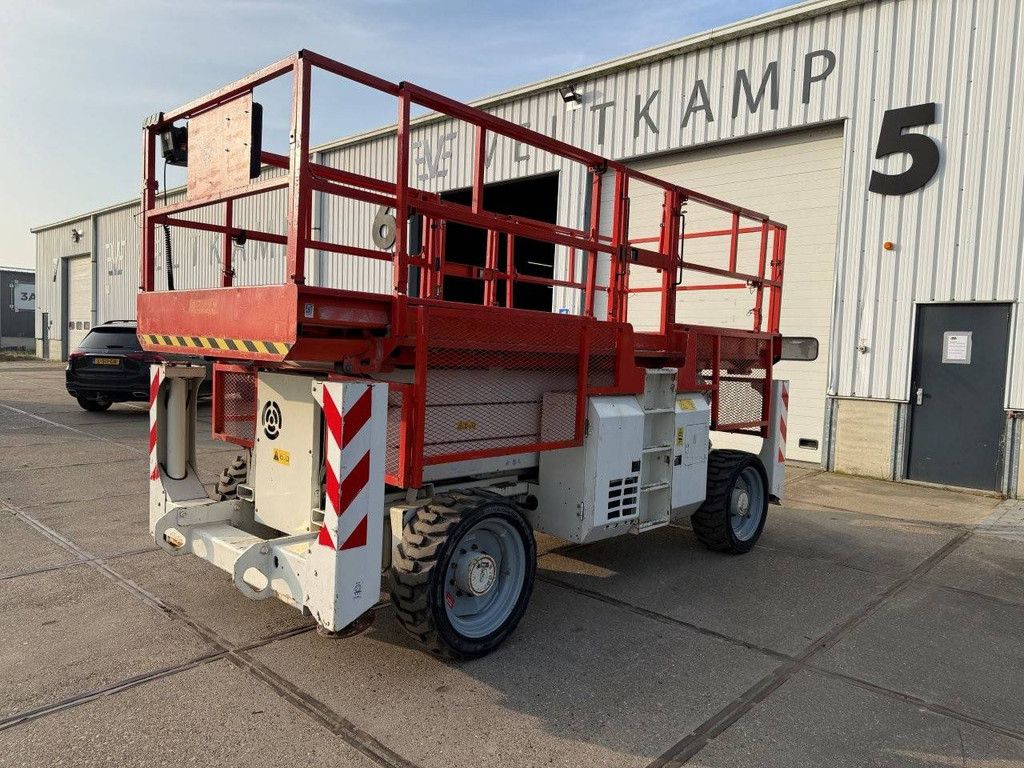 Scissor lift Genie GS3390 Diesel 12m 2010