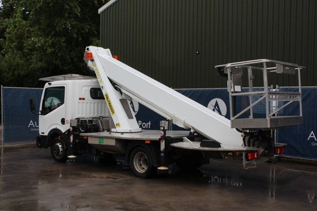 Nissan Cabstar Diesel 25,8 m 2013 LKW-montierte Hubarbeitsbühne