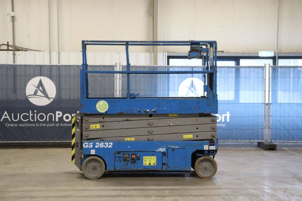 Scissor lift Genie GS 2632 Electric 9.96m 2014