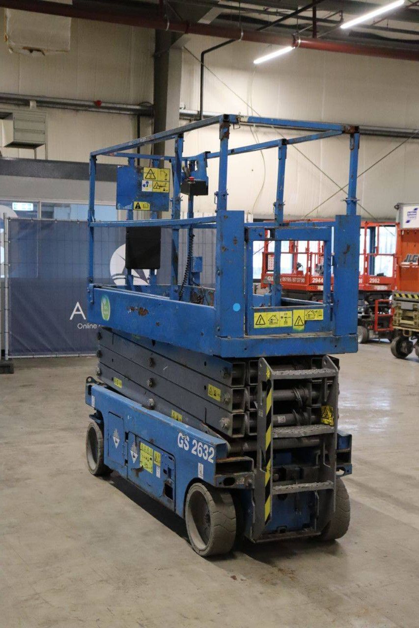Scissor lift Genie GS 2632 Electric 9.96m 2014