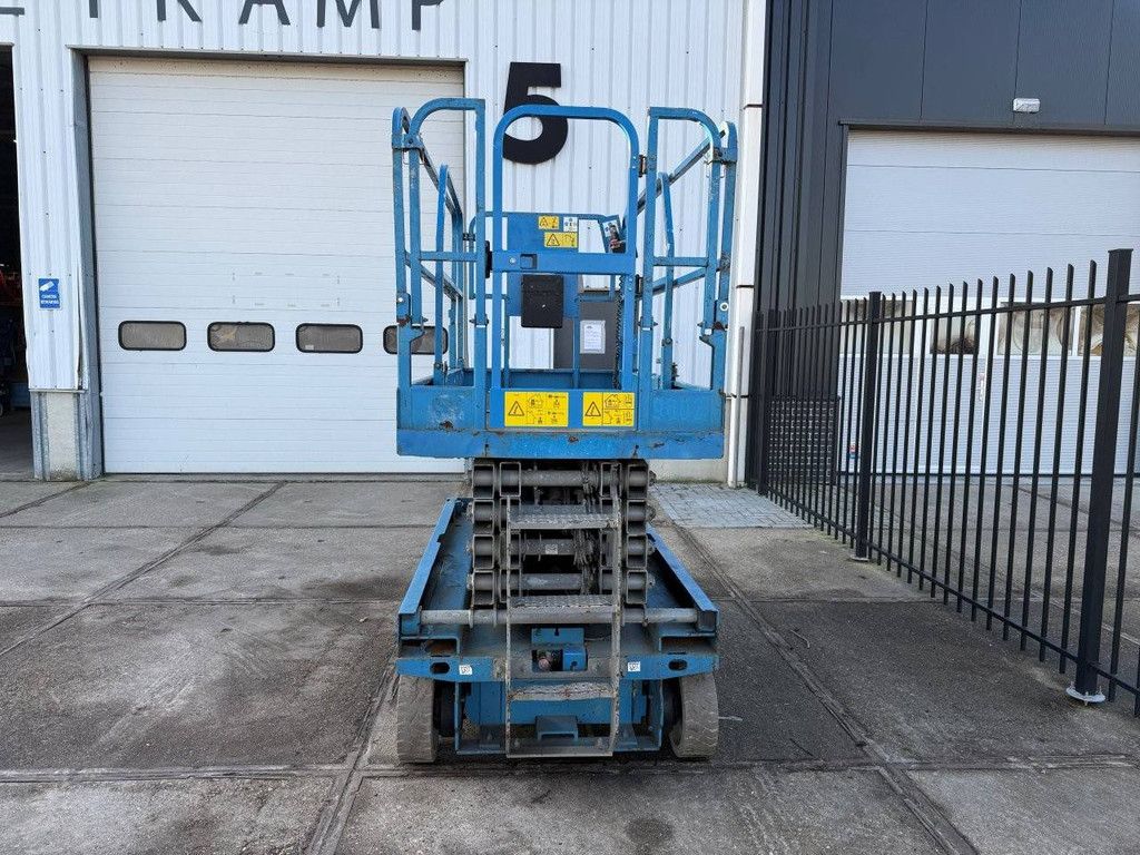 Scissor Lift Genie GS-3246 Electric 11.78m 2014